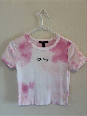 Tie-Dye short sleeve crop top in white and pink with 90s baby embroidery
